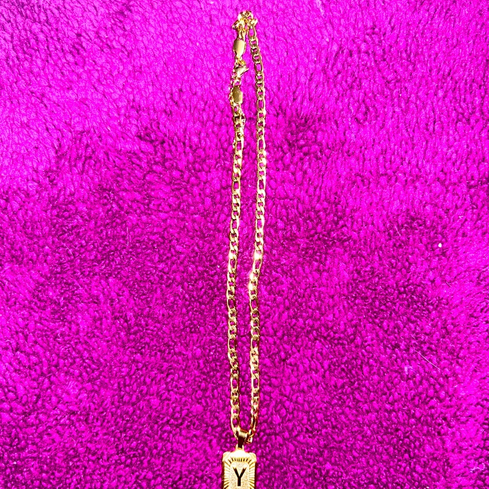 Initial necklace